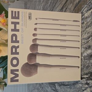 Morphe Makeup Brush Set in Light Lavender and White Handles